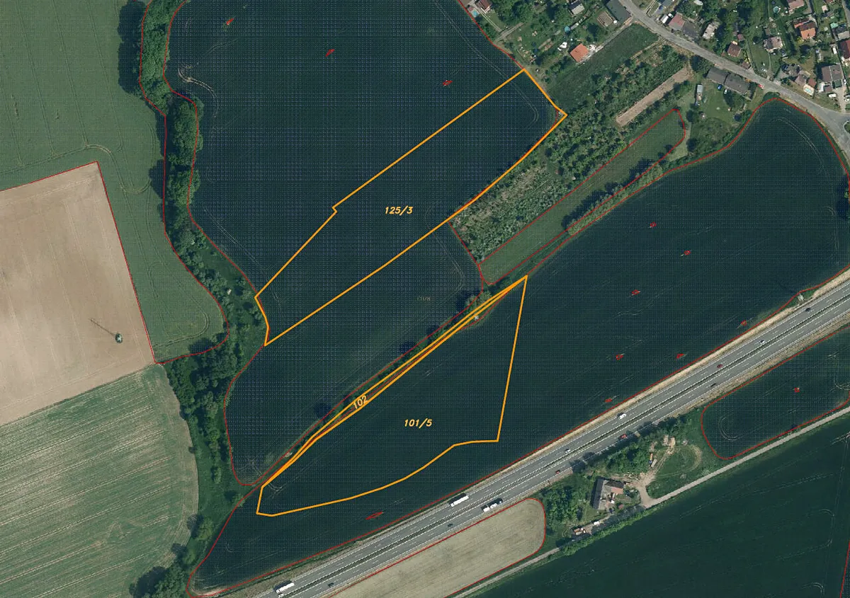 Prodej pole 37320 m²